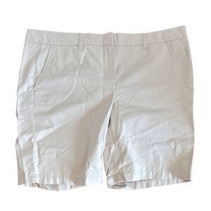 Tommy Hilfiger Women's Cream Shorts